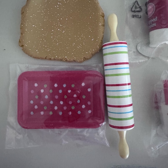 American Girl assorted accessories - Picture 2 of 8